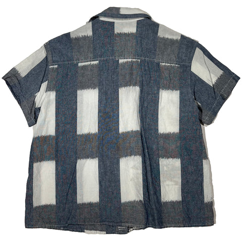 "Embroidered Button Down" (S)
