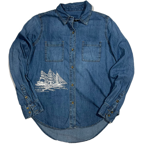 "Embroidered Button Down" (S)
