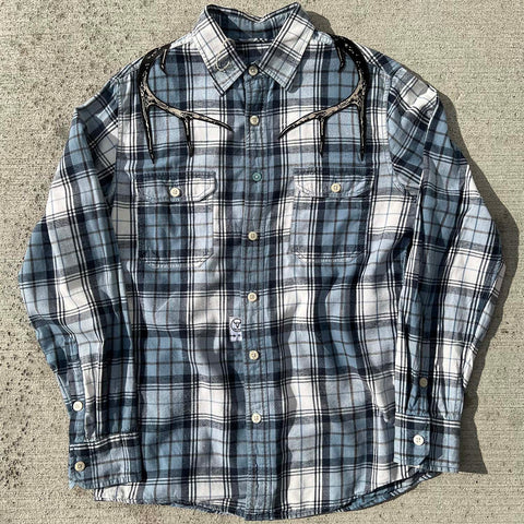 "Button Down" (M)
