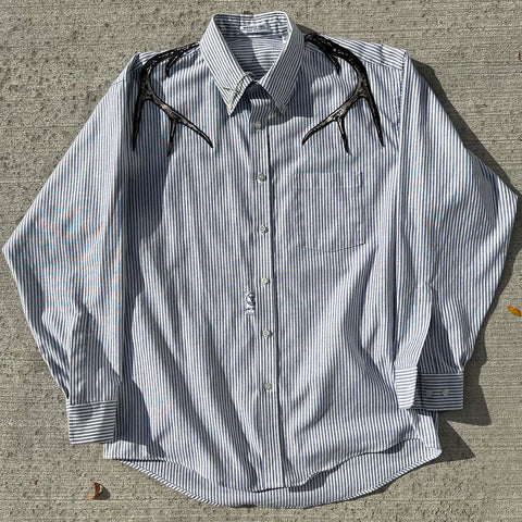 "Button Down" (M)