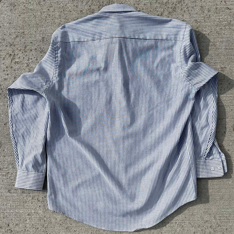 "Button Down" (M)