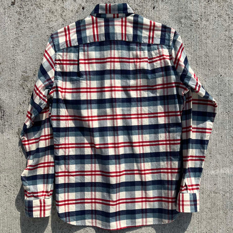 "Button Down" (S)