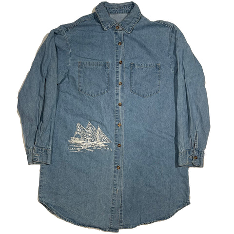 "Embroidered Button Down" (M)